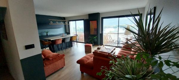Appartement panoramique de Sam face à Chamrousse et Belledonne
