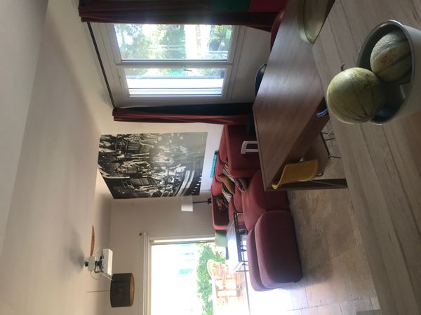 Maison avec piscine à  proximité immédiate du centre-ville, dans un environnement très calme