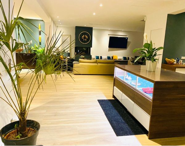 Grande Maison 170m2 sans Vis à Vis Piscine salle de sport Jacuzzi au porte de Paris