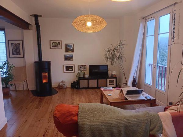 Appartement T4 au bourg d'Itxassou