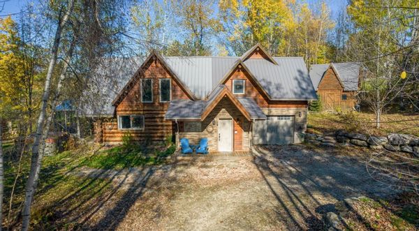 La Maison en bois rond de Stéphanie