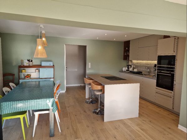 Appartement récent au calme mais proche du centre historique de Colmar  et des commodités.
