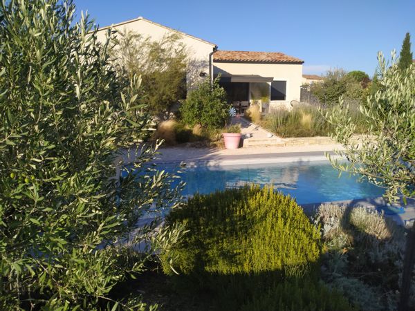 Maison contemporaine avec vue sur Luberon
