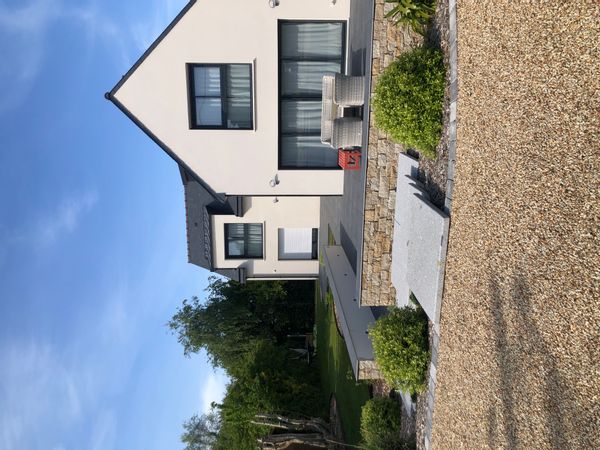 Maison neuve tout confort au calme à 10 minutes à pied de la plage.