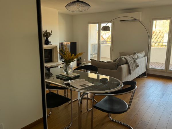 Duplex lumineux de 105 m² à Marseille, à deux pas des calanques.