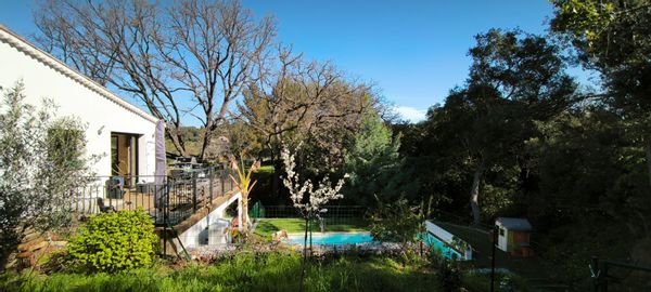 Maison de 5 chambres avec piscine en fond d'impasse à 600m de la mer