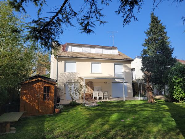 La maison d'Hélène, Florian et Margot