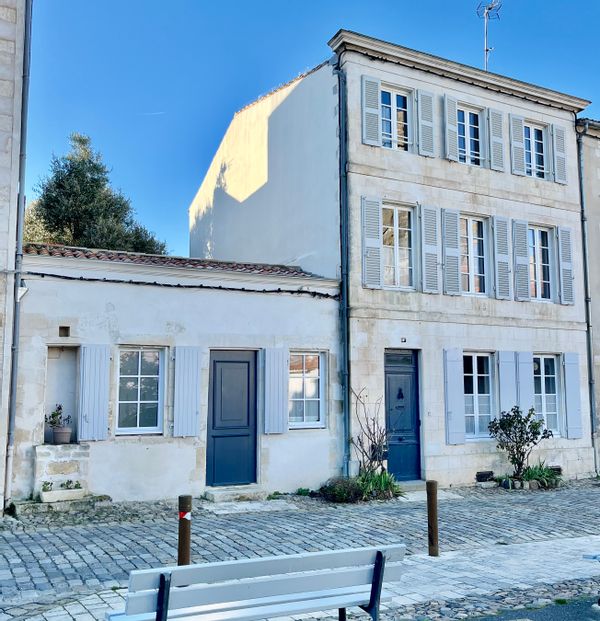 La maison de Pascale et Antoine dans le village de Saint-Martin de Ré
