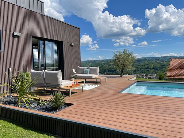 La maison de Pierre, capacité de 2 couples et 3 enfants.