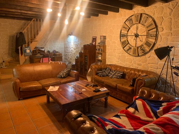 La chambre d’ami de Stephanie dans maison de la banlieue bordelaise. Proche Saint Emilion, Arcachon