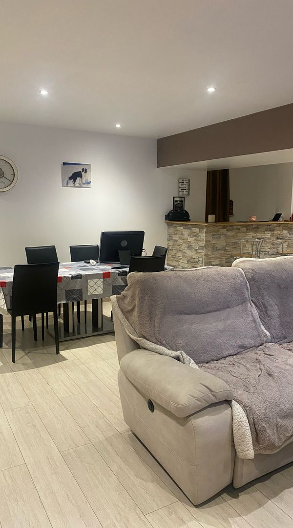 L’appartement de Caro et Mich : proche des stations de ski,de lacs dans une jolie vallée