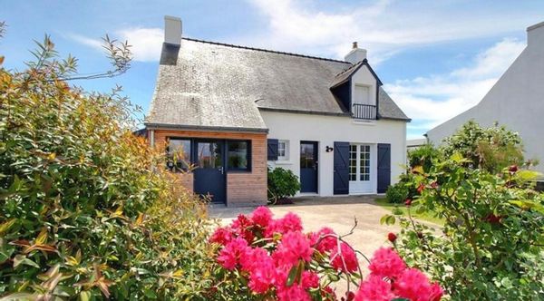 Maison de vacances au cœur de l'île de Groix. Magnifiques plages criques et randonnées au programme
