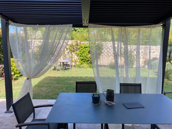 Jolie maison avec terrasse et jardin 30mn Aix en Provence