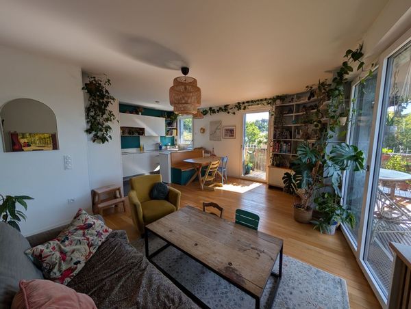 Home Najla