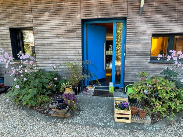 Maison en bois cosy dans un écrin de verdure aux portes de Nantes