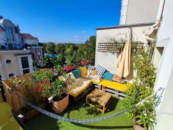 Duplex familial avec grande terrasse