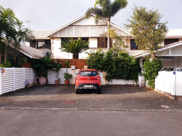 Petite maison charmante, équipé de 3 chambres, dans un quartier très calme et familial de Nouméa.
