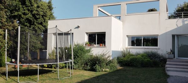 Plain-pied contemporain avec jardin au cœur de la garigue, 2 chambres, 4 pers