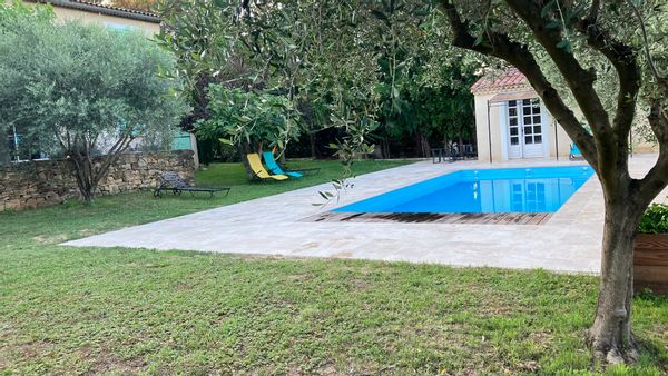 Maison avec piscine au cœur des vignes - 6 chambres