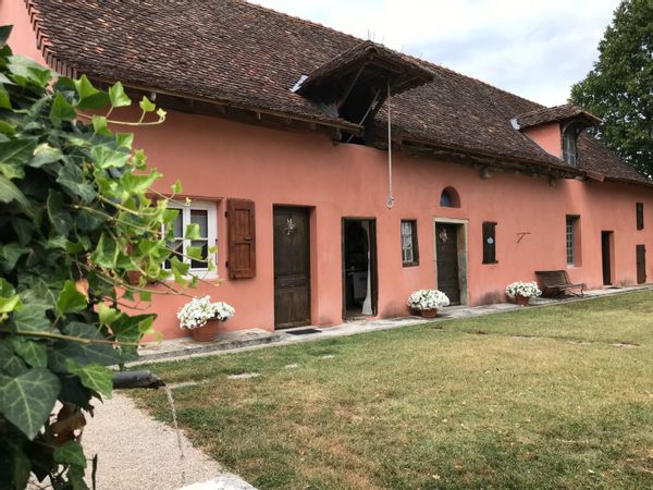 La ferme privée de MELANIE Dépendance d’une demeure d’exception au cœur d’un parc privé.
