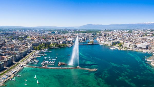 Appartement spacieux 4 à 6 pers à la frontière suisse, à 15' du centre de Genève et du lac Léman.