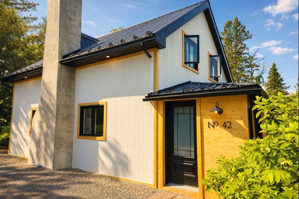Charmante maison de campagne unifamiliale 6 pers. au coeur des Laurentides!