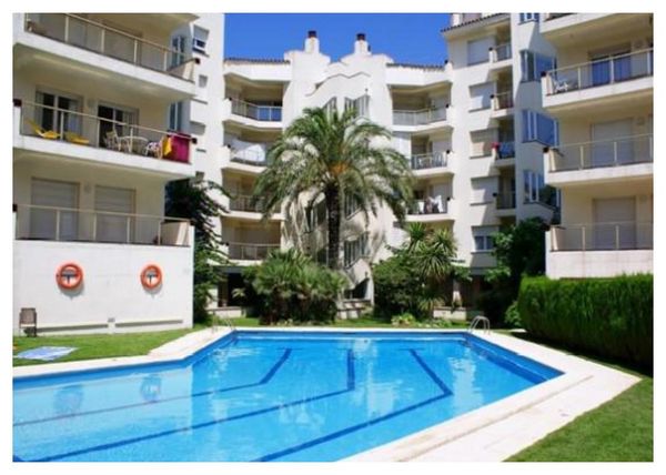 Appart avec Terrasse sur Méditerranée plus piscine