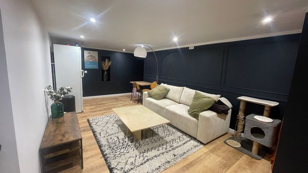 Appartement privé de Chloé et Antoine avec extérieur commun