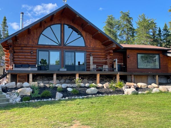 Domaine des montagnes (La maison au complet)