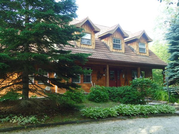 La maison de Erin and Chris