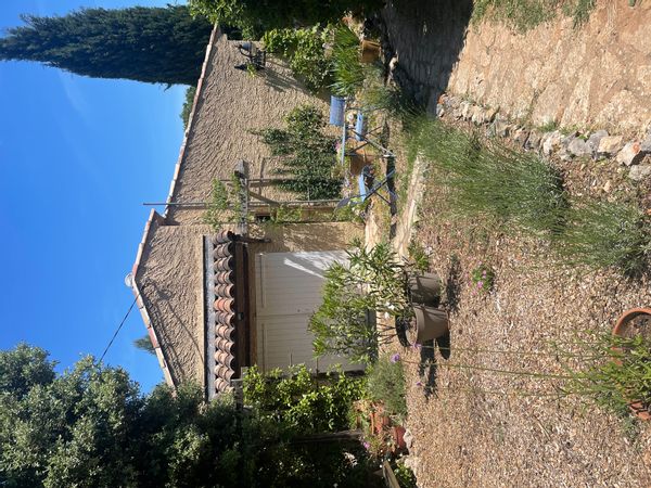 La maison de Corinne Maison de charme au coeur de la Provence au pied d'un village de caractère