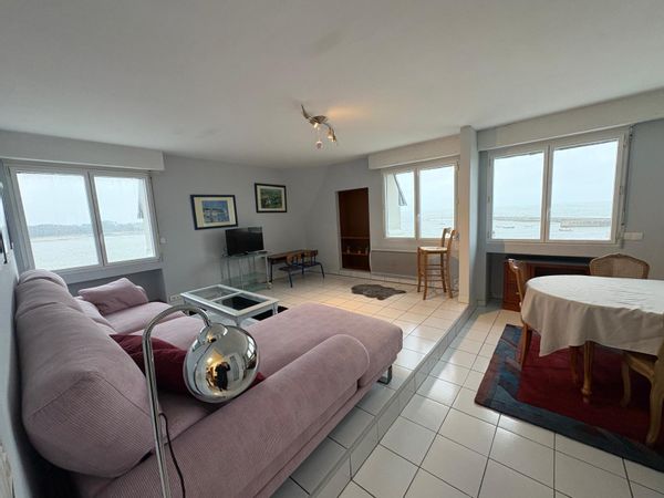 La maison de Benoit a une vue sur la mer