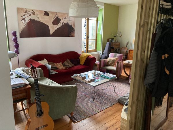 La maison de Jiem, 6 couchages, à 100m de la mer, reliée à Lorient par des bateaux bus...