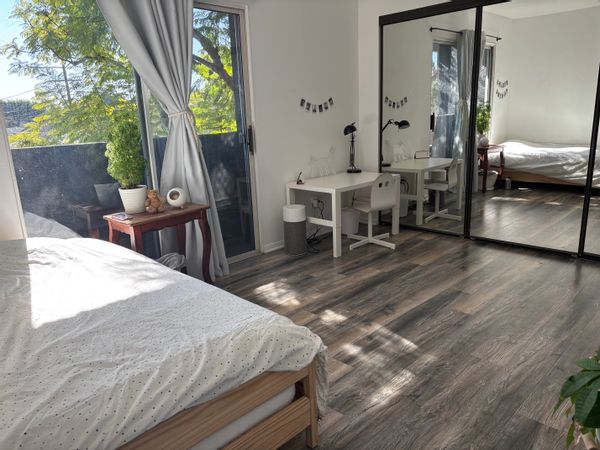 LA sunny house