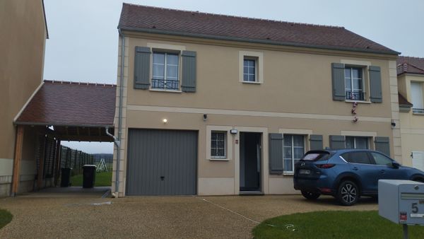 maison de NADEGE ET RODNEY entre campagne et vie citadine