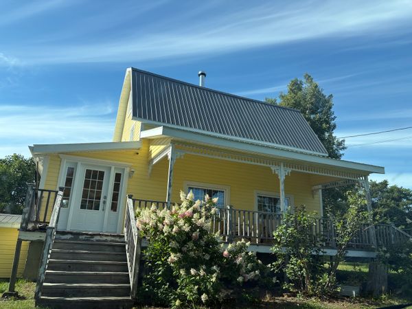 La petite maison jaune