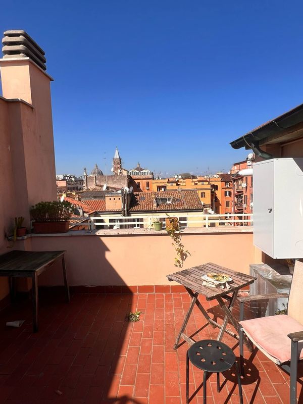 Appartement avec terrasse ensoleillée
