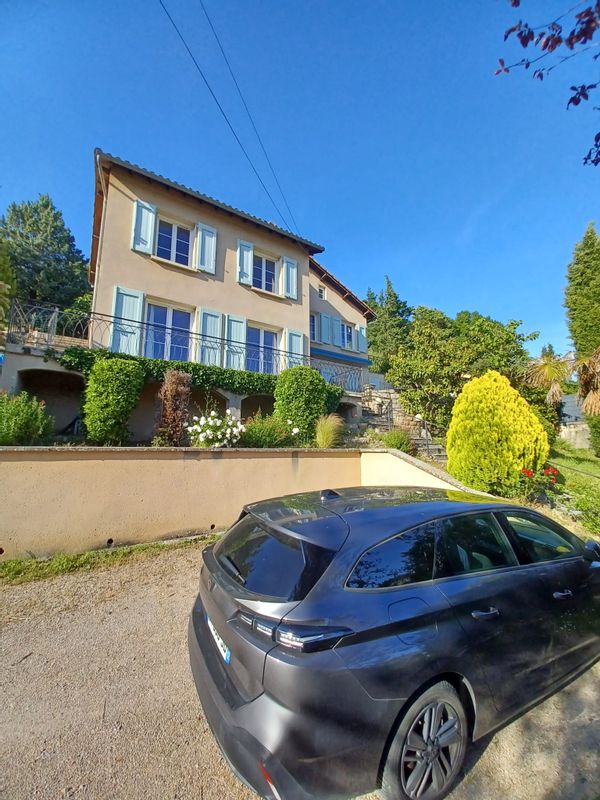 Maison avec piscine privée au coeur du parc des Grands Causses