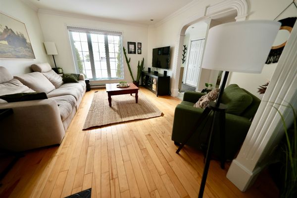Chute Montmorency - Maison 3 chambres et 1 bureau avec spa, sans voisin arrière