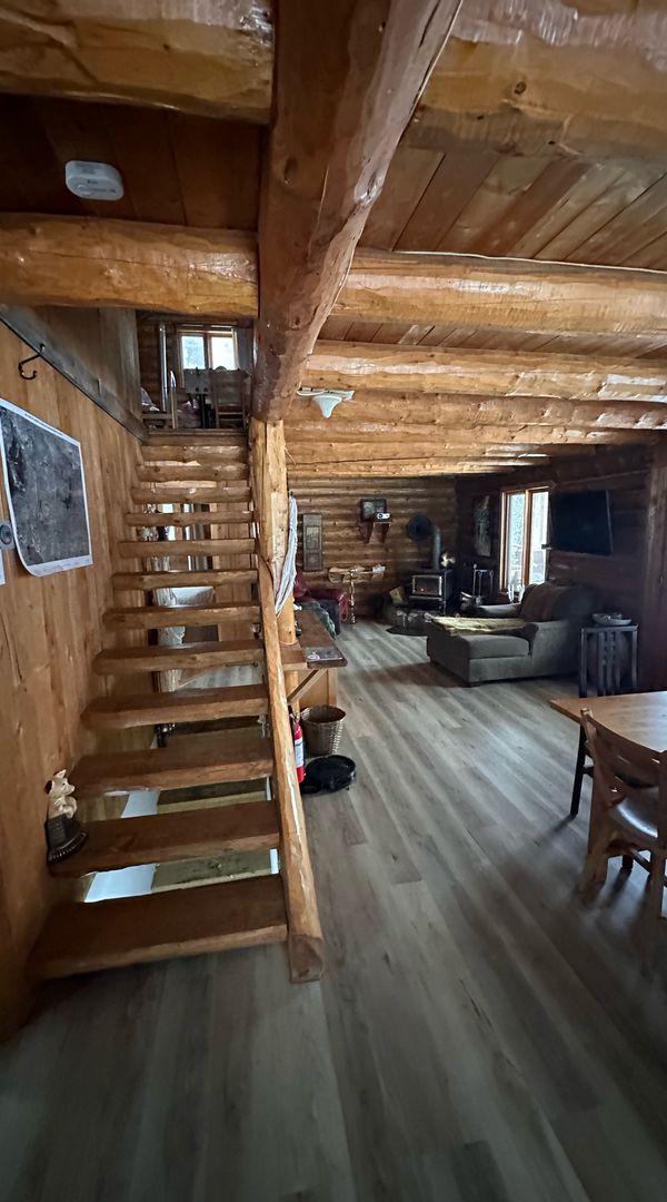 Refuge authentique en bois rond | Domaine privé avec lac et sauna