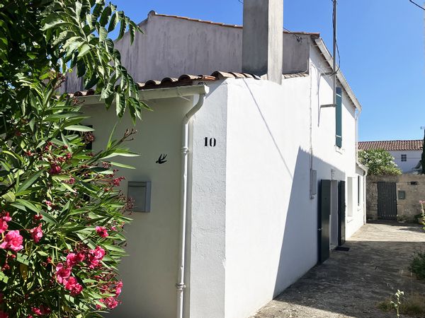 La maison de famille d'Amélie à Oléron, près des plages et en plein coeur du village
