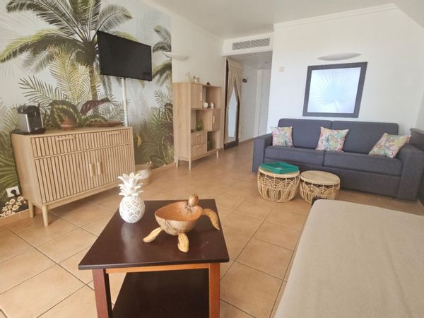 TI OASIS T2 bord de mer et piscine