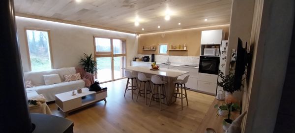 Maison ossature bois dans écoquartier au cœur de la ville de Pau à 1 h de la plage et de la montagne