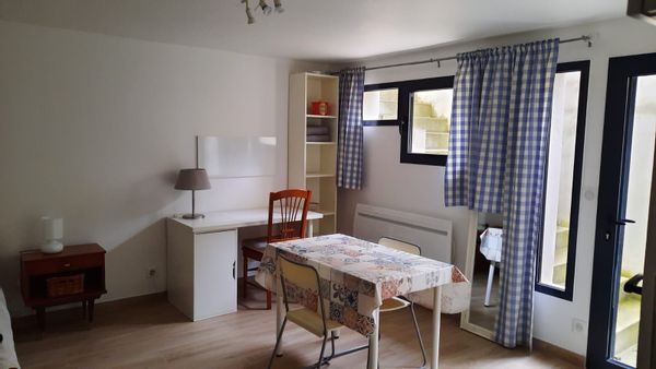 Studio - entre village et forêt