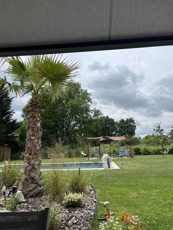 Maison moderne tout confort avec piscine en Touraine