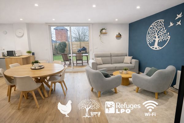 Maison cosy 4⭐️| 3 Ch | Terrasse |  Jardins | BBQ |Poules/LPO|WiFi | Circuit 24H |  Zoo de La Flèche