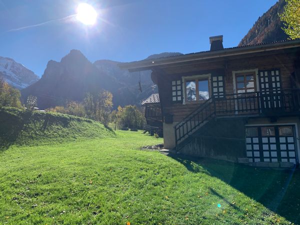 Chalet familial montagne 100% authentique vue fabuleuse en Haute-Savoie, Alpes, France