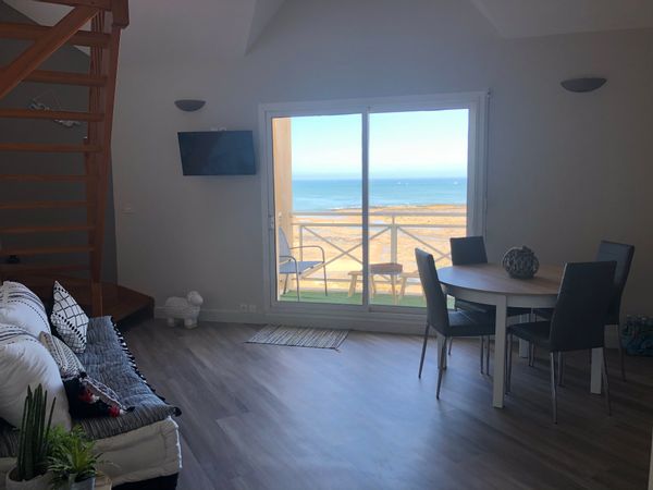 La maison de Cynthia appartement vue mer  nous pouvons accueillir jusqu'a 5 personnes