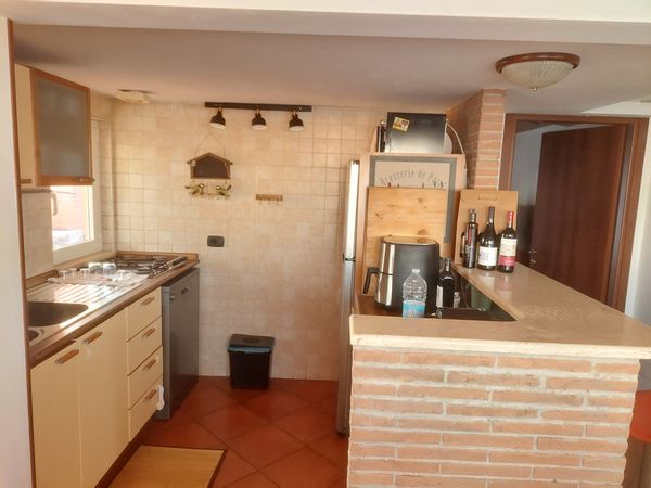La Maison du Maréchal Margherita: Appartement avec balcon, menage inclu, en voiture idéalement situé