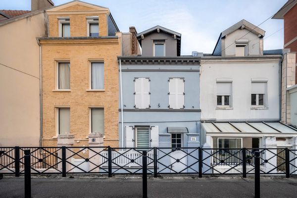La maison jaune